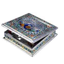 Manufacturers Exporters and Wholesale Suppliers of Square Dry Fruit Box Gondal Gujarat Square Dry Fruit Box
